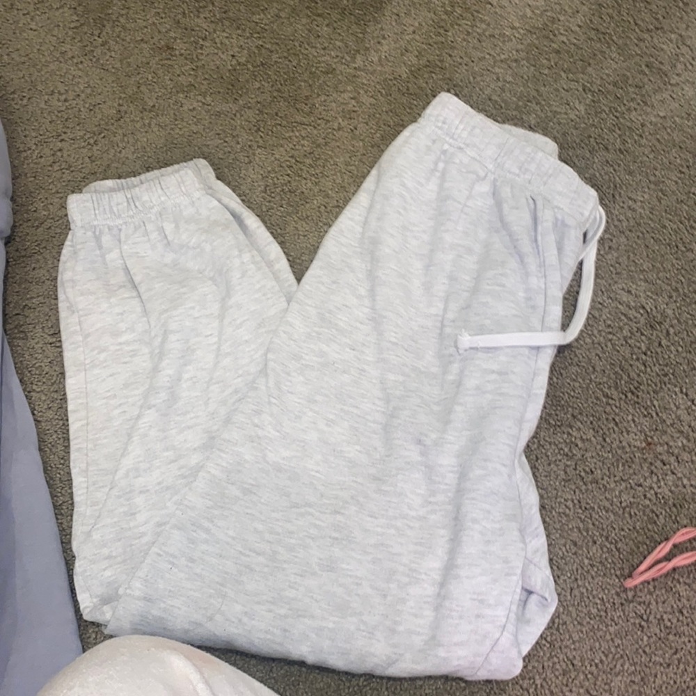 grey sweat pants garage